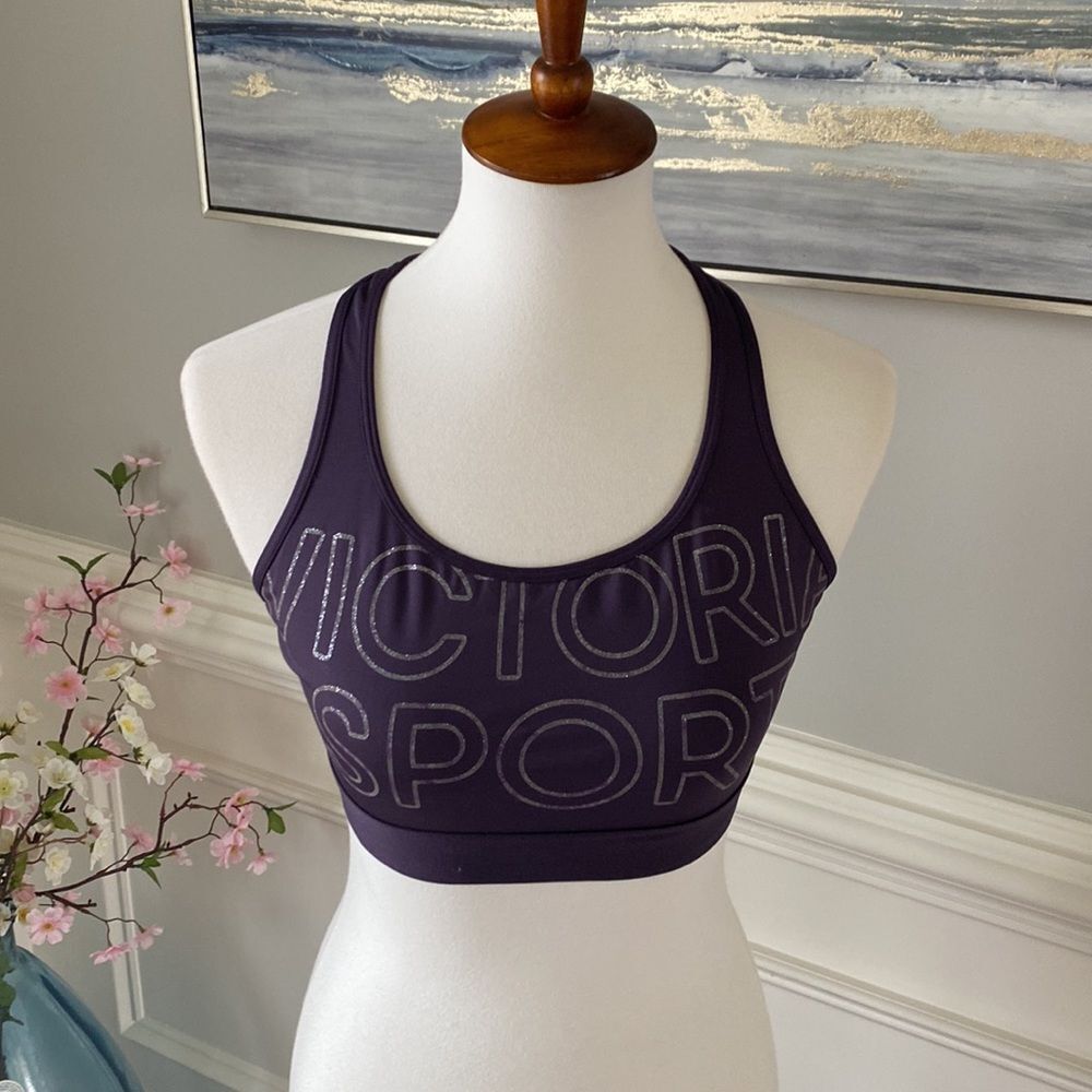 Victoria Sport The Player Racerback Sports Bra Sz M